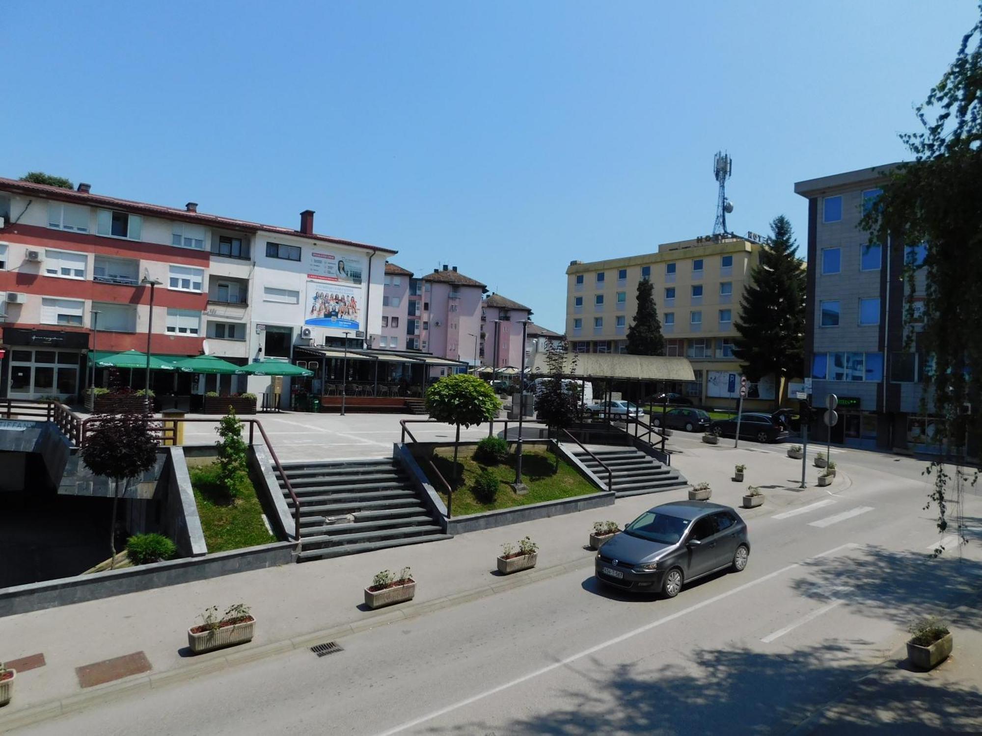 Tina Apartman Prnjavor المظهر الخارجي الصورة